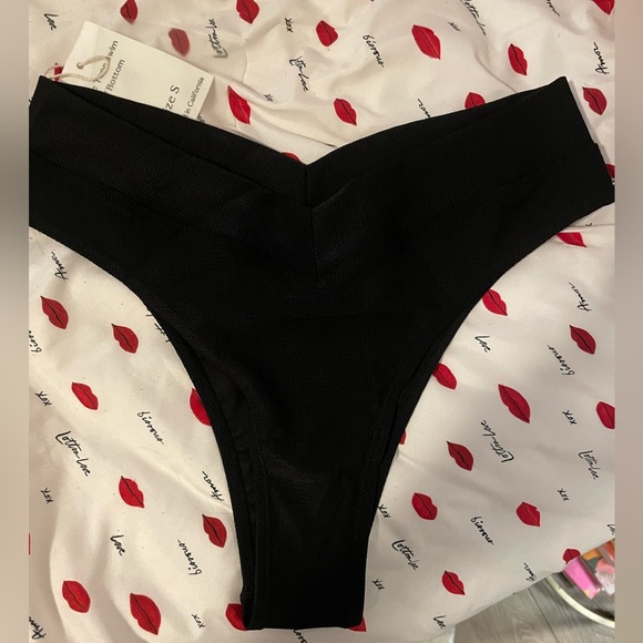 True Tone Swim - Tan Through Bikini - Picture 3 of 3